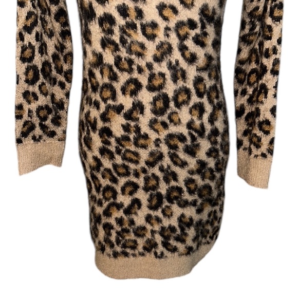 Harper Heritage Francesca’s Leopard Animal Print Fuzzy Sweater Mini Dress - XS - Picture 5 of 12